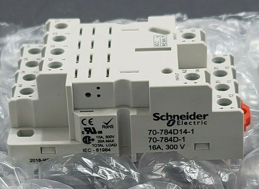 LOT OF 2 NEW SCHNEIDER ELECTRIC 70-784D14-1 SOCKETS 14PIN 16AMP 300V