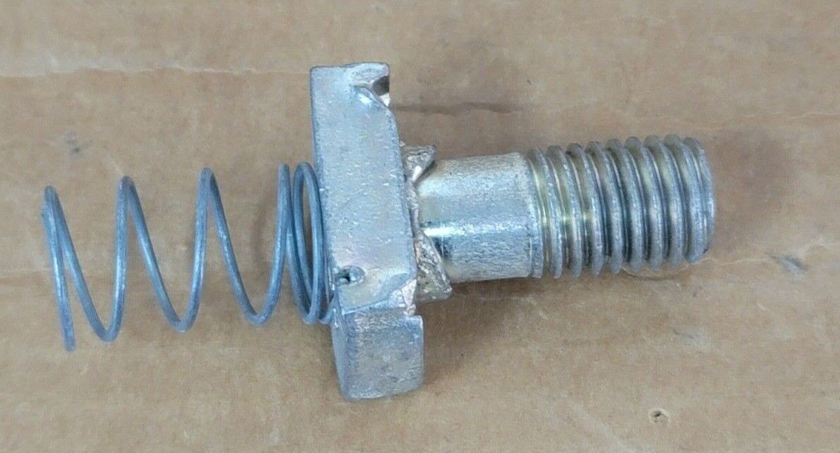 BOX OF 20 NEW UNISTRUT N2382-3 EG STUD NUTS N2382-3-EG N23823