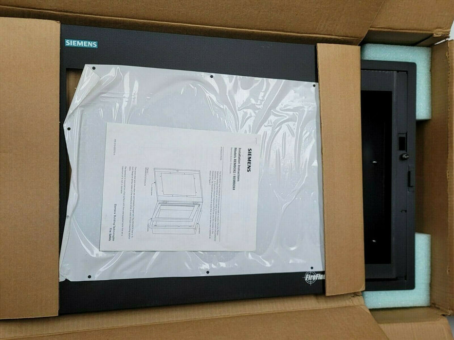NIB SIEMENS REMBOX4 LARGE REMOTE LOBBY ENCLOSURE
