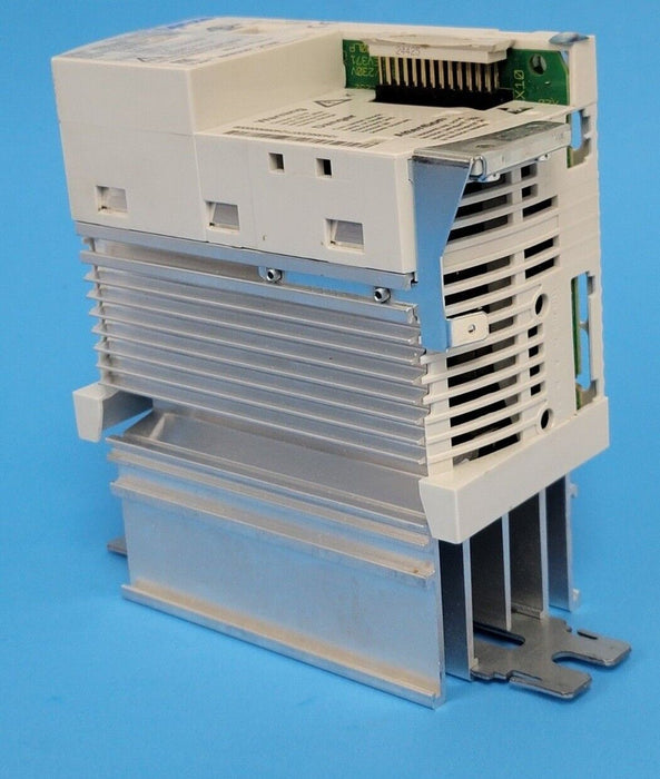 LENZE E82EV251K2C200 FREQUENCY INVERTER INVERTER SERIES 8200 VECTOR