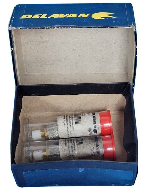 LOT OF 2 DELAVAN 33769-036 VARIFLO NOZZLE ASSEMBLIES 5.50 GPH