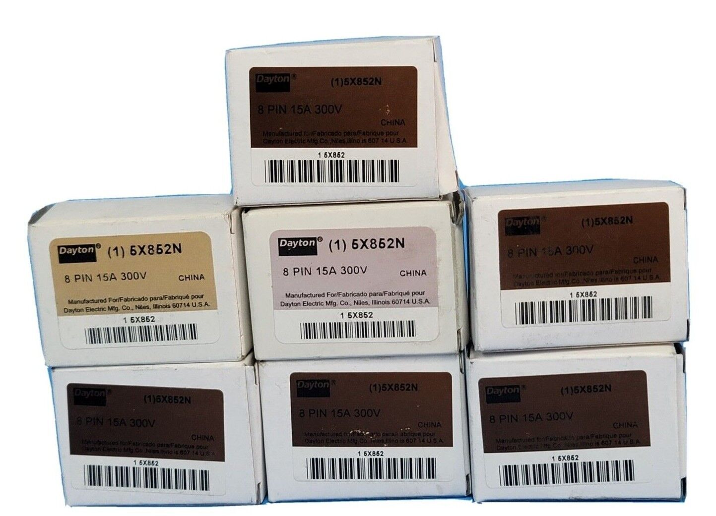 LOT OF 5 NEW DAYTON 5X852N RELAY SOCKETS 8-PIN 15A 300V