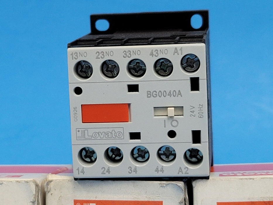 LOT OF 3 NEW LOVATO 11 BG00 40 A02460 CONTROL RELAY 24VAC 60Hz 11BG0040A02460