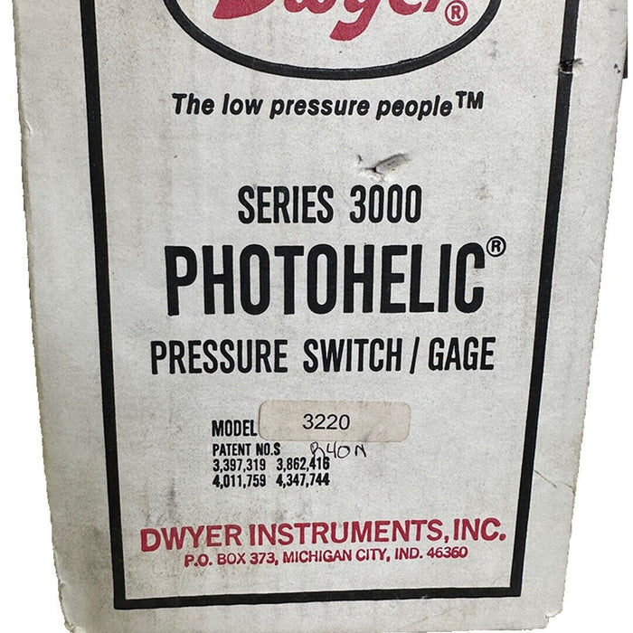 NEW SEALED DWYER 3220 SERIES 3000 PHOTOHELIC PRESSURE SWITCH/GAGE A3220