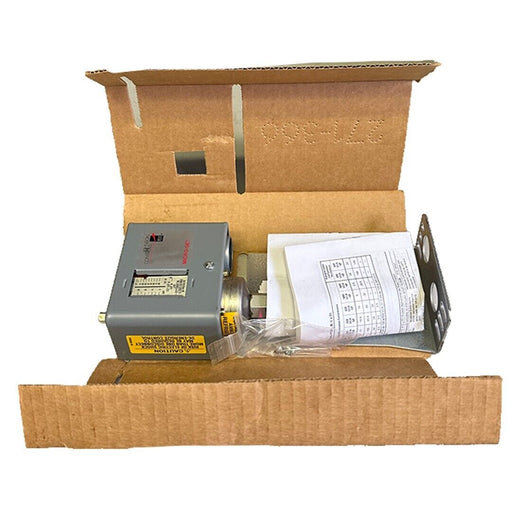 NEW JOHNSON CONTROLS P72AA-18C / P72AA18C SUCTION PRESSURE CONTROL 12''/80PSIG