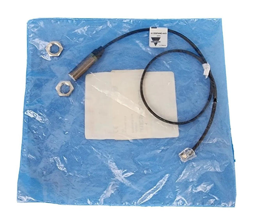 NEW CARLO GAVAZZI IA12DSF04NO-IAC5 PROXIMITY SWITCH INDUCTIVE .2AMP 10-40VDC