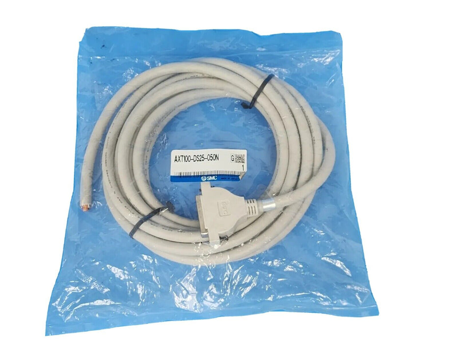 NEW SMC AXT100-DS25-050N D-SUB CONNECTOR CABLE 5 METER 25 PIN CONNECTOR