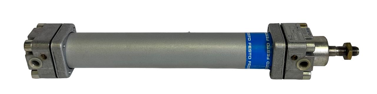 NEW FESTO DN-32-185 / DN32185 PNEUMATIC CYLINDER 2 88 R 12BAR