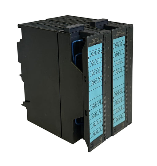 LOT OF 2 SIEMENS 6ES7322-1HF01-0AA0 OUTPUT MODULES 6ES7-322-1HF01-0AA0