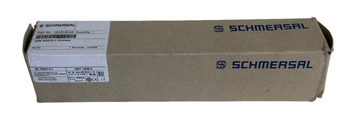 NEW SCHMERSAL AZM 200ST2-T-1P2PWA SAFETY INTERLOCK M12 24VDC 1.2A 101213245