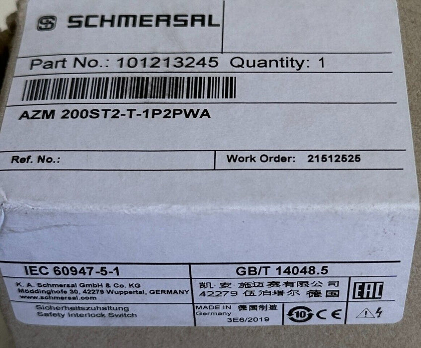 NEW SCHMERSAL AZM 200ST2-T-1P2PWA SAFETY INTERLOCK M12 24VDC 1.2A 101213245