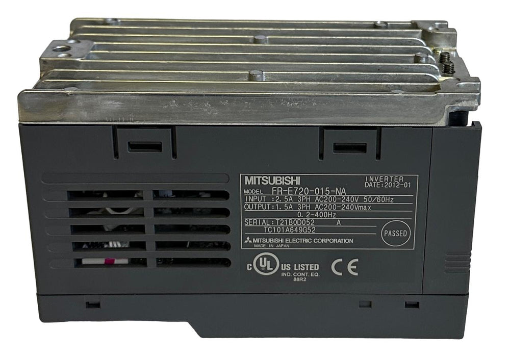 NEW MITSUBISHI FR-E720-015-NA / FRE720015NA E700 COMPACT INVERTER 3-PHASE 240V