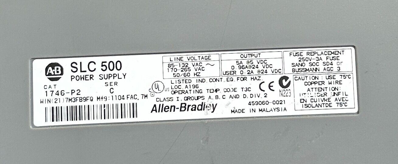 ALLEN BRADLEY 1746-P2 /C SLC 500 POWER SUPPLY W/ 1746-A7 /B 7-SLOT PLC CHASSIS