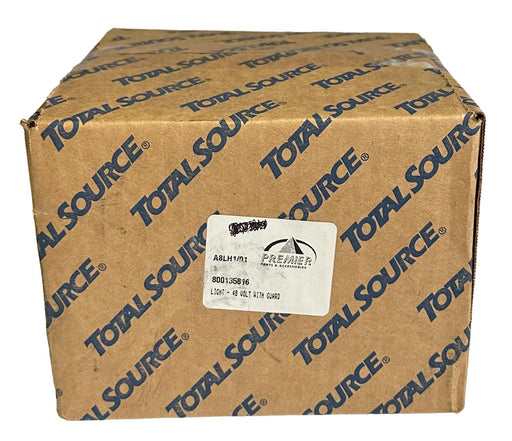 NEW TOTAL SOURCE HYSTER 800135816 / HY800135816 OEM 48V LIGHT W/ GUARD FORKLIFT