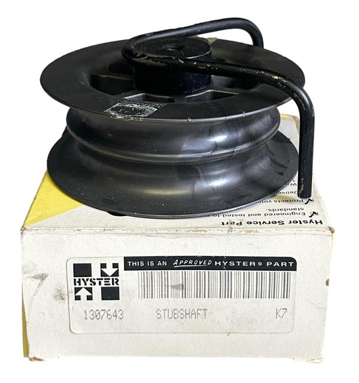 NEW HYSTER 1307643 / HY1307643 OEM STUBSHAFT W/ SHEAVE FOR FORKLIFT