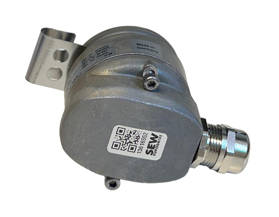 NEW SEW / BAUMER OG73 UN 1024 / 13642863 / 13642693 INCREMENTAL ENCODER 30V NSMP