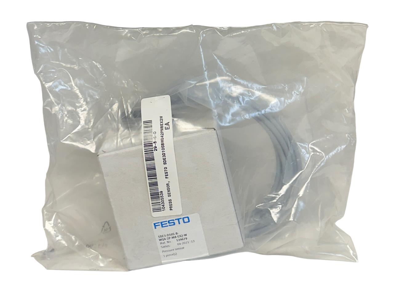 NEW SEALED FESTO SDE3-D10S-B-WQ4-2P-M8-EX2-W / 539679 PRESSURE SENSOR W/ CABLE