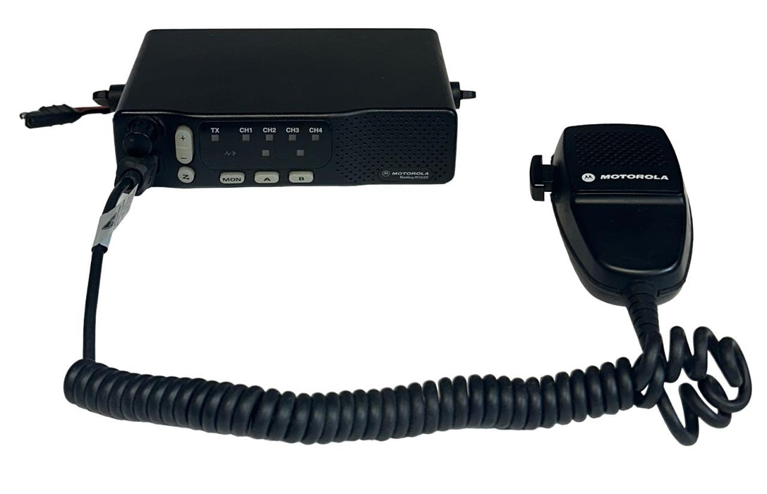 MOTOROLA M33DGC90E2AA TYPE DGCHA SERIES 1225 RADIO Radius M1225 PMMN4090A USNP
