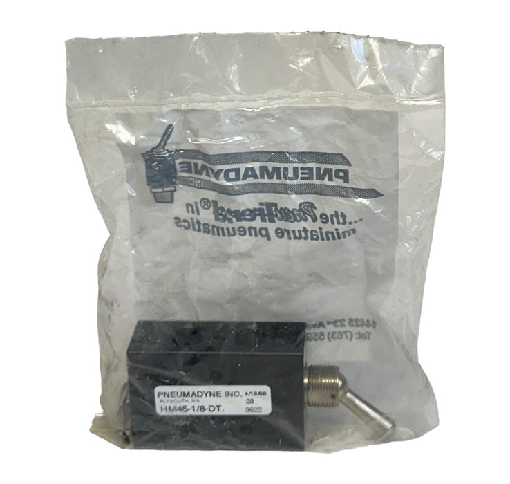 PNEUMADYNE HM45-1/8-DT / HM4518DT MINI 4-WAY DETENTED TOGGLE VALVE 2-POS NSFS