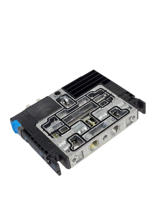 NIB FESTO CPV10-M1H-5LS-M7 AIR SOLENOID VALVE MAT. NR. 161414 SERIE: D902