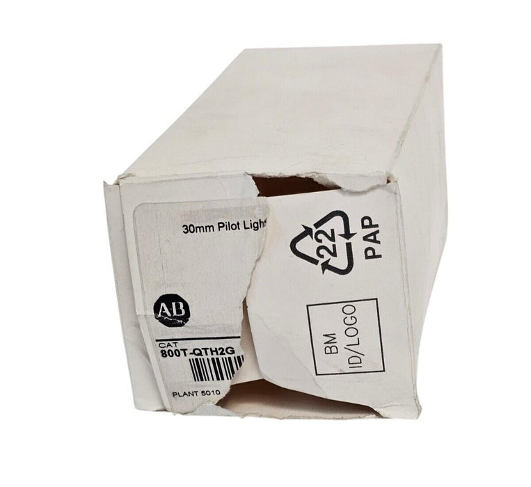 NIB ALLEN BRADLEY 800T-QTH2G /U 30mm PILOT LIGHT PUSH BUTTON GREEN 12-130VAC/DC