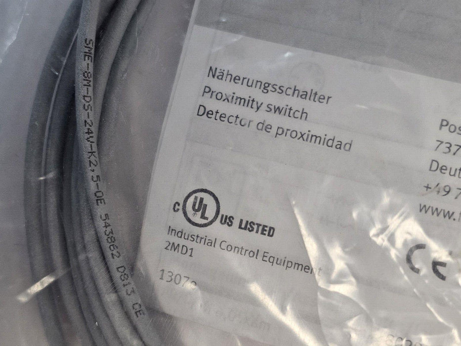 NEW FESTO SME-8M-24V-K2.5-0E PROXIMITY SWITCH 24VDC 2.5M LENGTH