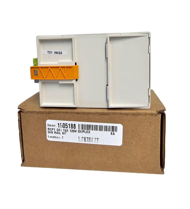 NIB PHOENIX CONTACT EM-DUO/120/15/GFI RECEPTACLE ORD. NO: 5600462