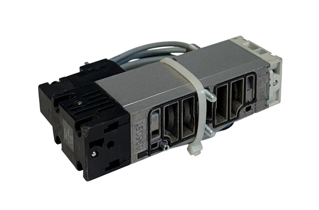 FESTO VSVA-B-M52-MZ-A1-1C1-APC / 560725 PNEUMATIC SOLENOID VALVE 5/2-WAY USNP