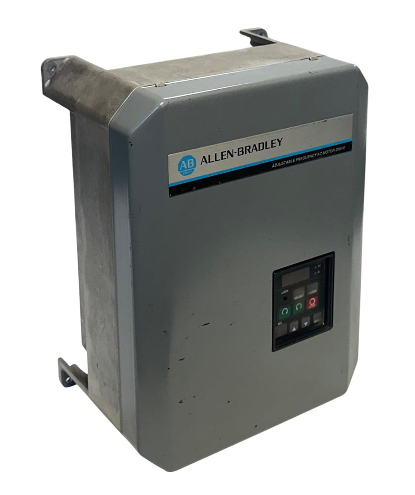 ALLEN BRADLEY 1333-CAB /D+ ADJUSTABLE FREQUENCY AC DRIVE 5HP 3PH 50/60Hz USNP