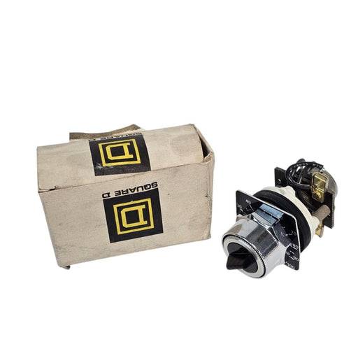 NEW SCHNEIDER SQUARE D 9001K2107 SPEED POTENTIOMETER 5K OHM 2 WATT 30MM T-K