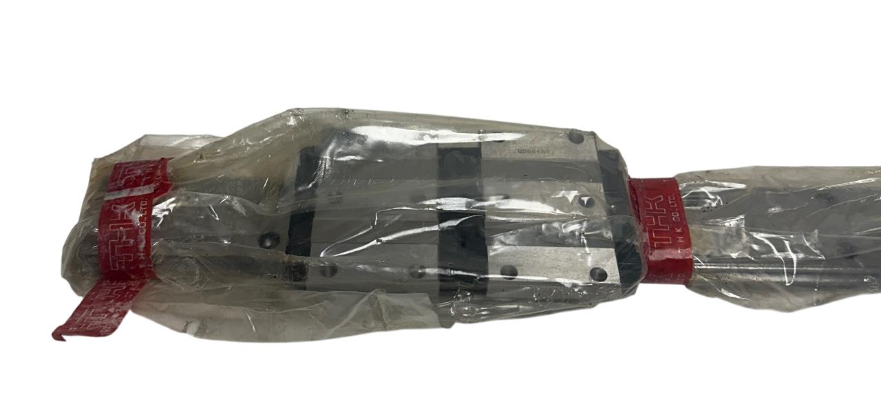 THK UDL01582 / UDLO1582 LINEAR SLIDE RAIL 30-3/4'' LENGTH W/ BLOCKS NSMP