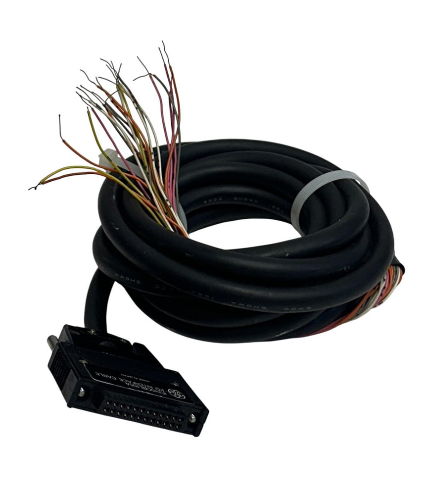 GE FANUC IC610CBL105A / IC610CBL105 I/O INTERFACE CABLE ASSEMBLY 24-PIN USNP