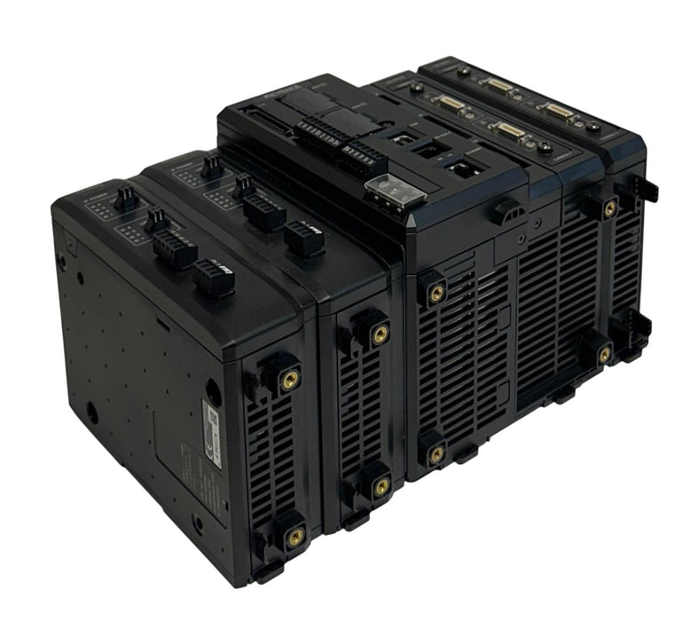 KEYENCE XG-8702L / CA-DC21E MULTI-CAMERA IMAGING SYSTEM CA-E800 EtherNet USNP