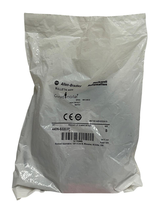 ALLEN BRADLEY 440N-S32039 /B Guardmaster SIPHA NON-CONTACT SWITCH 10M CABLE NSMP