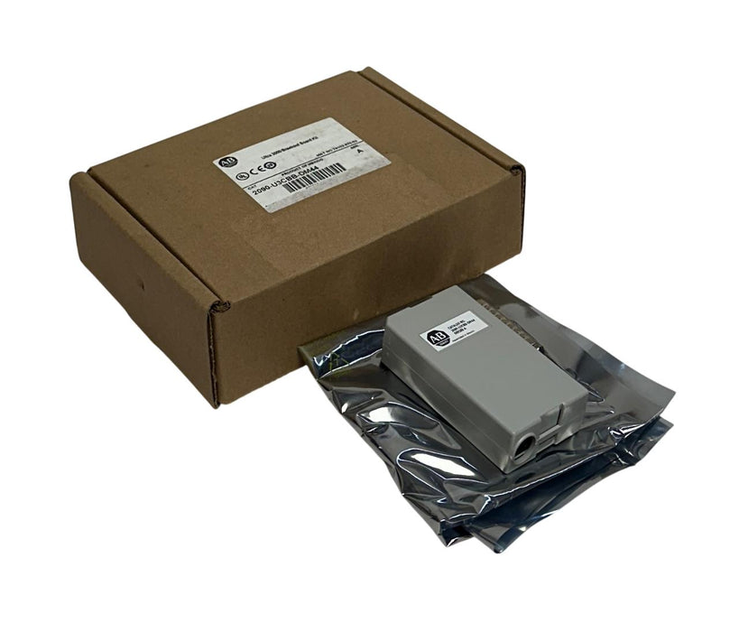 ALLEN BRADLEY 2090-U3CBB-DM44 /A ULTRA 3000 BREAKOUT BOARD KIT 44-PIN MALE NSMP