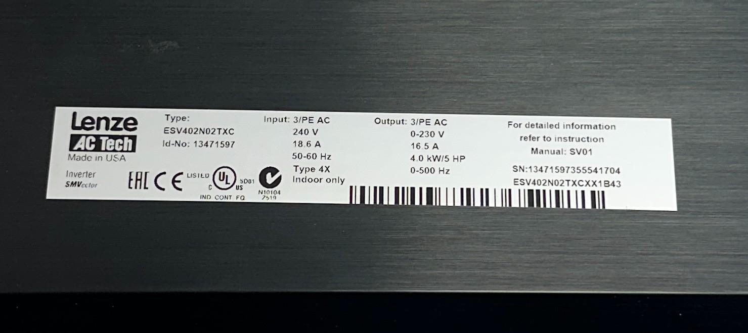 LENZE AC TECH ESV402N02TXC / 13471597 SMVector FREQUENCY INVERTER 4.0kW/5HP USNP