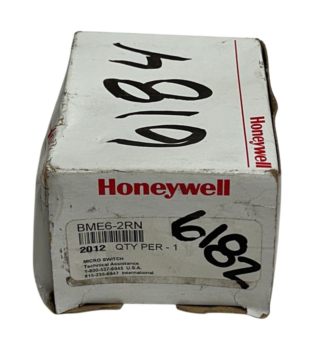 HONEYWELL BME6-2RN / BME62RN LIMIT SWITCH / TOP PLUNGER L324 L101 NSMP *READ