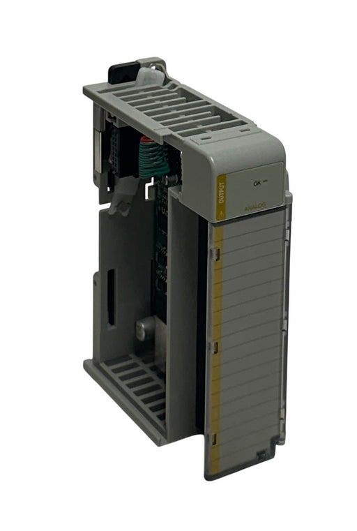 ALLEN BRADLEY 1769-OF4 /A CompactLogix 4-CHNL ANALOG OUTPUT MODULE 1769OF4 NSNP