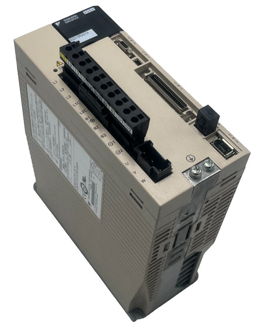 YASKAWA SGDV-5R5A01A Servopack Servo Drive Amplifier 0.75kW 750W Sigma V Series