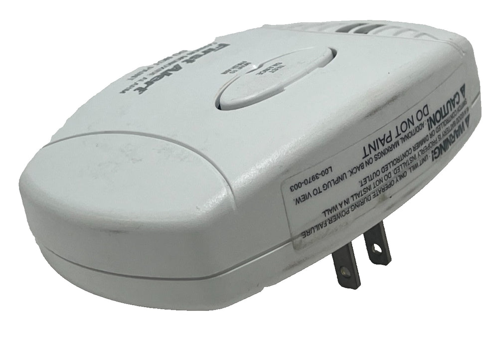 (2) First Alert CO605B Carbon Monoxide Alarm CO Detectors 9V Battery Powered