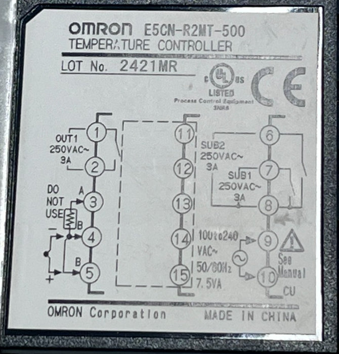 OMRON E5CN-R2MT-500 Digital Temperature Controller 1/16 DIN 100-240VAC Relay