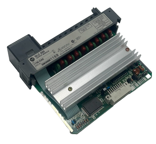 ALLEN BRADLEY 1746-OA8 SER A 8 Pt 120VAC/240VAC Relay Output Module AB SLC 500