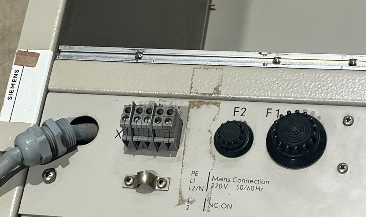 SIEMENS SINUMERIK  OPERATOR CONSOLE *FOR PARTS* GE. 548 021.7128.04