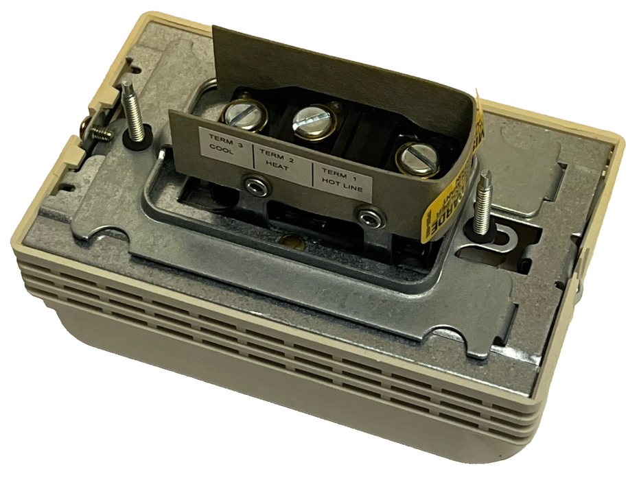 NEW Johnson Controls T26S-18C Thermostat | Line Voltage 120V-277V SPDT Heat/Cool