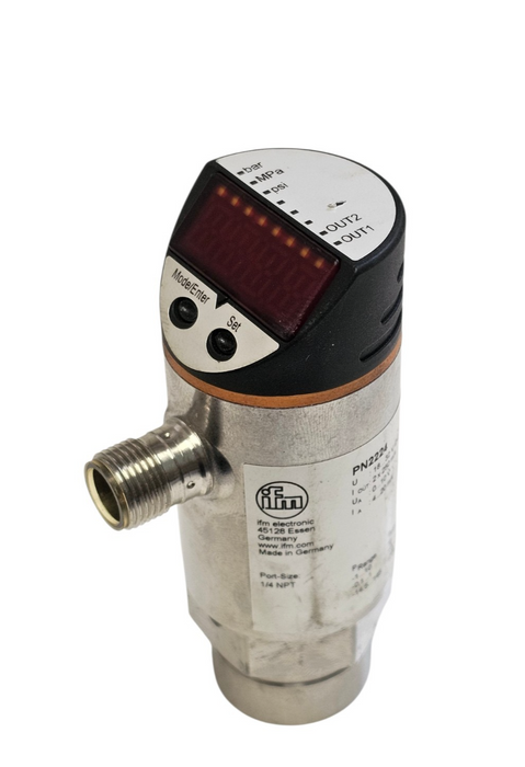 IFM EFECTOR PN-010-RBN14-MFRKG/US/ /V PRESSURE SENSOR PN2224 USED