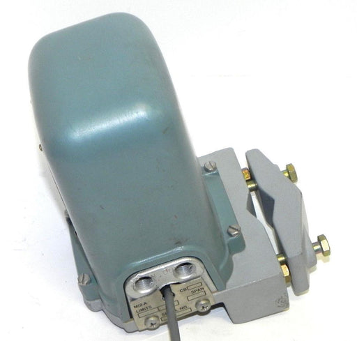 NEW FOXBORO MODEL 12A TEMPERATURE TRANSMITTER 3-15PSI OUTPUT 0-100 DEG. F INPUT