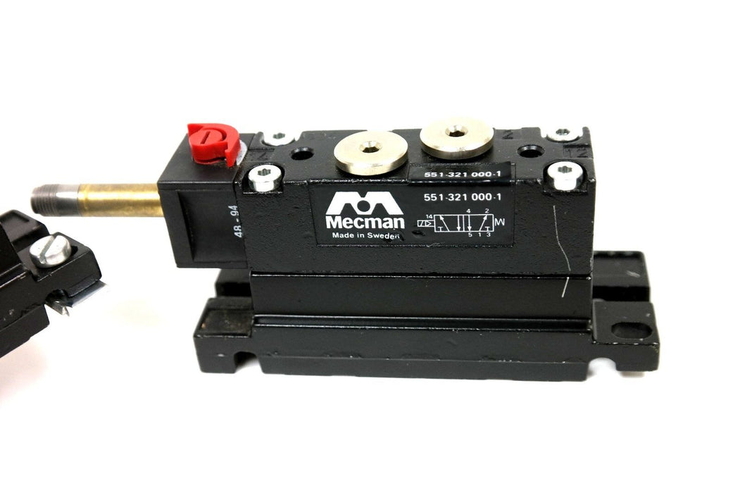 LOT OF 2 REXROTH MECMAN PNEUMATIK 551-321 000-1 VALVE 5/2 R1/8'' 551321 0001
