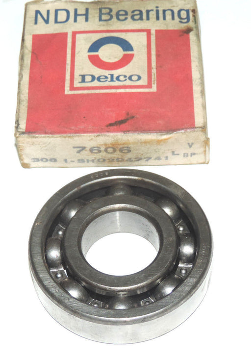NIB NDH BEARING DELCO 7606 BEARING NACHI 6306, 306 1-SH 02947741