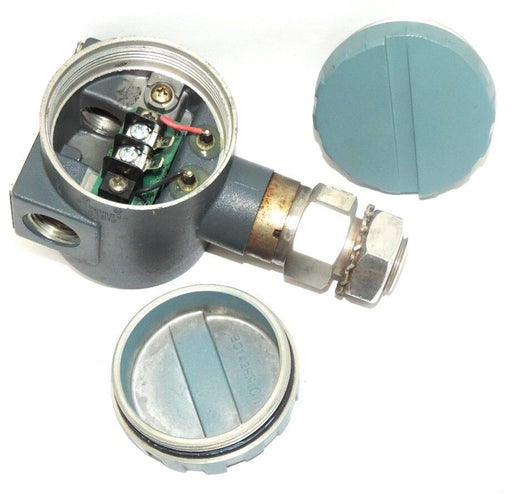 FOXBORO MODEL 892-2 P/I CONVERTER REF. 97031855 ORIGIN 2A9704 INPUT: 3-15 PSI