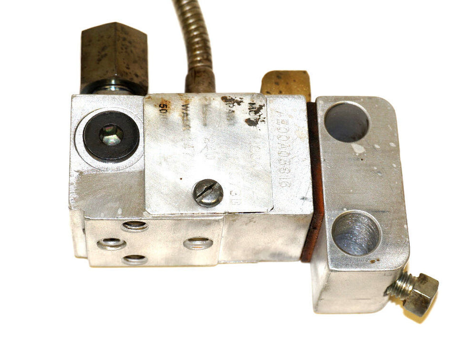 NORDSON 274373B APPLICATOR HEAD MODEL H20A, 240V 147W 50/60W, 274373